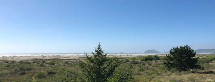 Clam Beach County Park is one of Humboldt County.