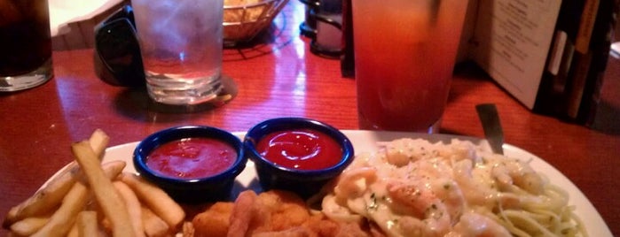 Red Lobster is one of Lugares favoritos de Mitch.