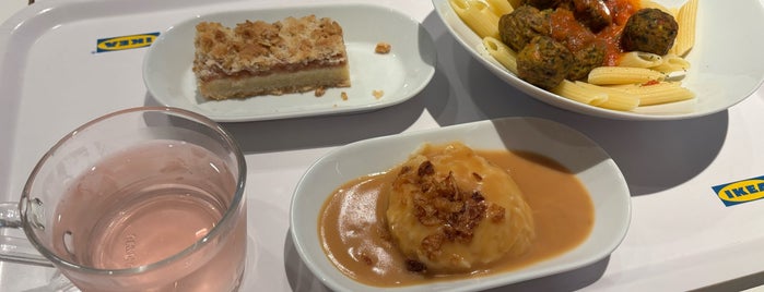 IKEA Restaurant & Cafe is one of お気に入り.