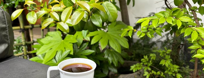 Weekenders Coffee is one of Favorites: Honshū 本州.