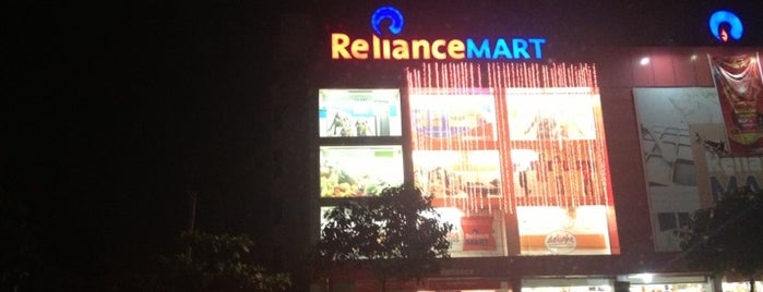Reliance Mart, Liberty Plaza is one of Posti che sono piaciuti a Damodar.