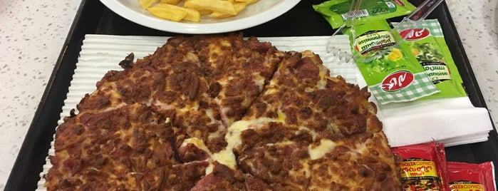 Domino's Pizza | پیتزا دومینو is one of Orte, die Shahin gefallen.