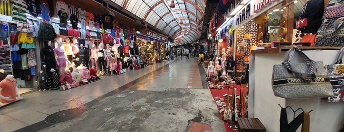 Old Grand Bazaar is one of Turkey.