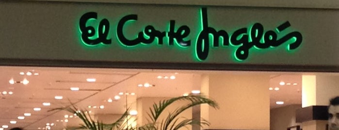 El Corte Inglés is one of Rolando 님이 좋아한 장소.