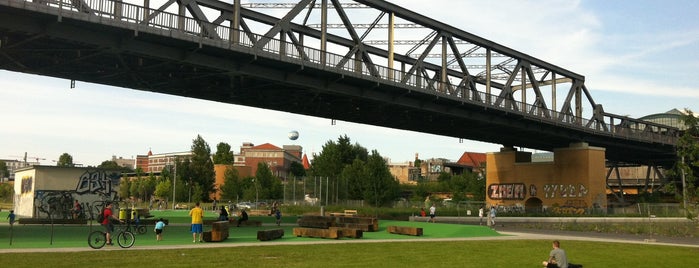 Park am Gleisdreieck - Ostpark is one of Berlin<3.