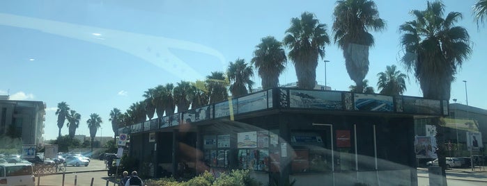 Autobus City Terminal (Lecce) is one of Анна : понравившиеся места.