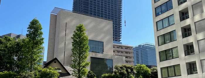 虎ノ門タワーズ is one of 高層ビル＠東京（part1）.