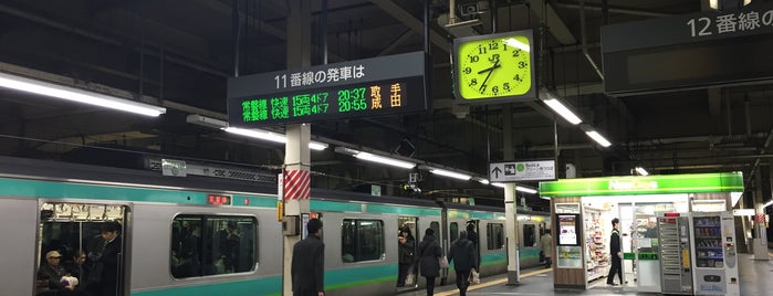 JR Platforms 11-12 is one of 上野駅.