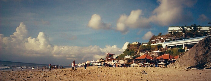 Dreamland Beach is one of bali's trip.