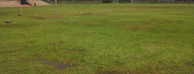 Elkah Stadium is one of Homeless Bill: сохраненные места.