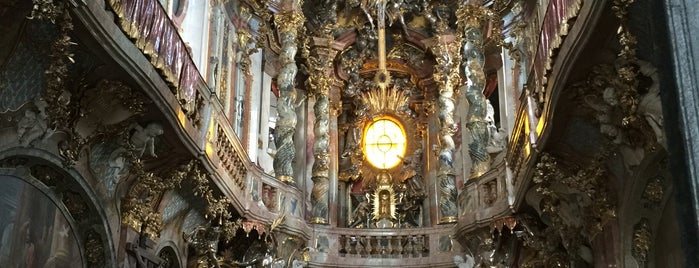 Asamkirche (St. Johann Nepomuk) is one of Posti che sono piaciuti a Mark.