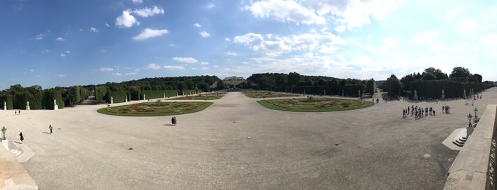 Schönbrunn Palace is one of Mark’s Liked Places.