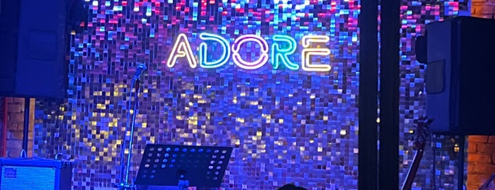 Adore Plus is one of สถานที่ที่ Özgür Yaşar ถูกใจ.