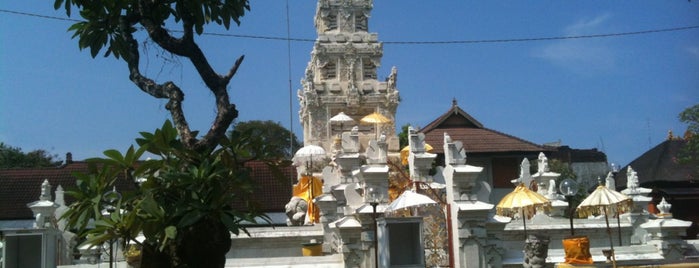 Pura Jagatnatha Denpasar is one of temples.