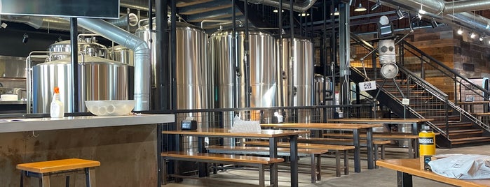 10 Barrel Brewing is one of Breweries or Bust 3.