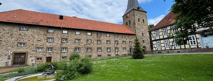 Johanniterhaus Kloster Wennigsen is one of Hannover.