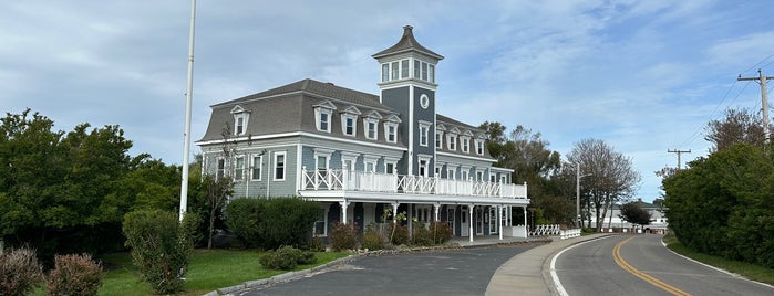 The Manisses Inn is one of Block Island.
