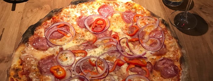 Die Pizzeria is one of Locais salvos de N..