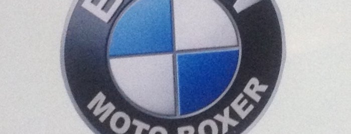 MOTOBOXER BMW SERVİS is one of Kenan Oğuz'un Beğendiği Mekanlar.