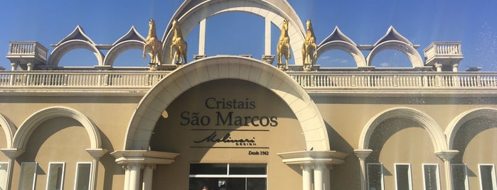 Cristais São Marcos is one of prefeito.