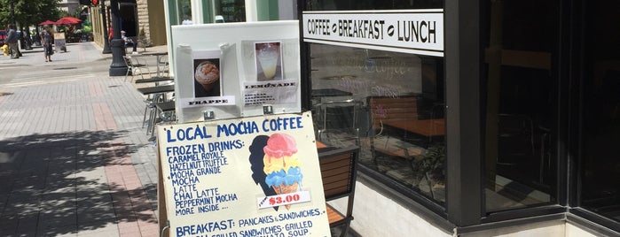 Local Mocha is one of สถานที่ที่ Gregg ถูกใจ.