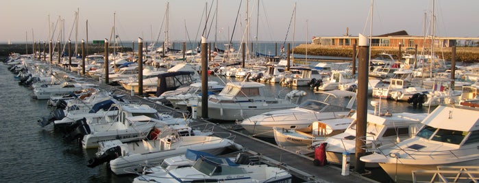 Arcachon Marine is one of Bordeaux.