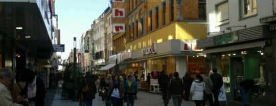 Löhrstraße is one of Posti che sono piaciuti a Π.