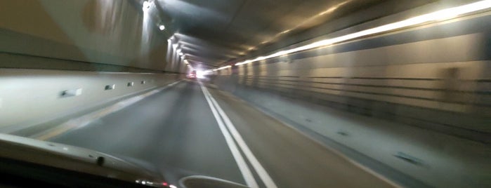 Sumner Tunnel is one of Spinning Wheels.