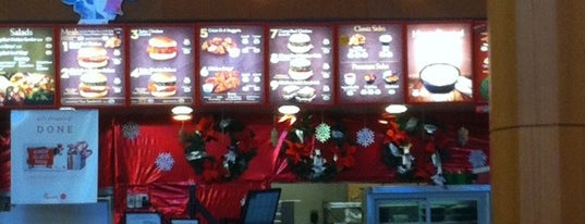 Chick-fil-A is one of Justin 님이 좋아한 장소.