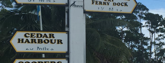 Treasure Cay Airport is one of Tempat yang Disukai Felix.