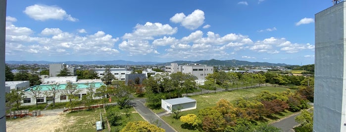 Toyohashi University of Technology is one of 国立大学 (National university).
