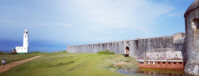 Hurst Castle is one of Damon'un Beğendiği Mekanlar.