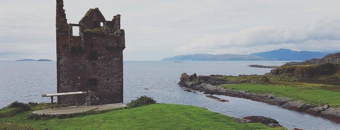 Gylen Castle is one of Tempat yang Disukai Damon.