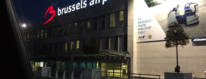 Kiss & Fly Zone is one of BRU Airport - Zaventem.
