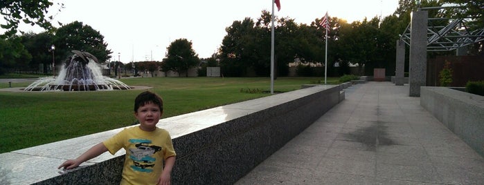 Texas Vietnam Veterans Memorial is one of Orte, die Joe gefallen.