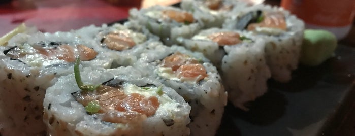 Akimo Sushi is one of Raíraさんのお気に入りスポット.
