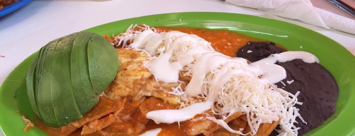 Frida Chilaquiles is one of Carlaさんのお気に入りスポット.