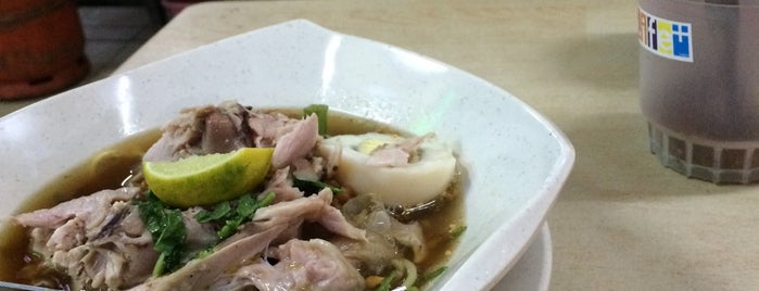 Restoran Rashid Tom Yam & Seafood is one of Makan @ Gombak/H. Langat/H. Selangor #2.