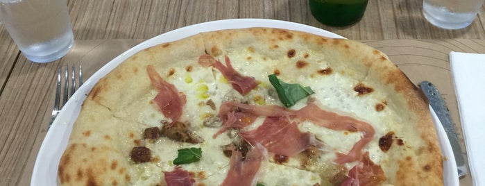 Don Antonio Pizza Bar is one of Live to Eat (SG).