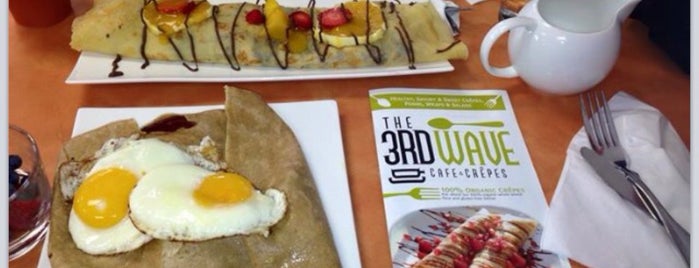 The 3rd Wave Cafe & Crepes is one of Gitcegim yerler.