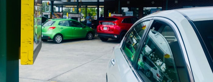 SONIC Drive In is one of Must-visit Food in Colonial Heights.