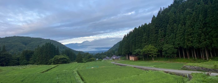 青鬼の棚田 is one of 日本の棚田百選.