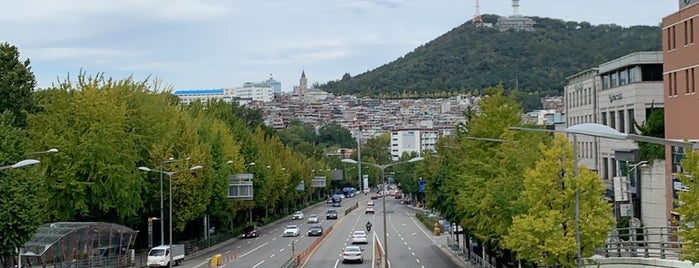 Seoul is one of Orte, die Joshua gefallen.