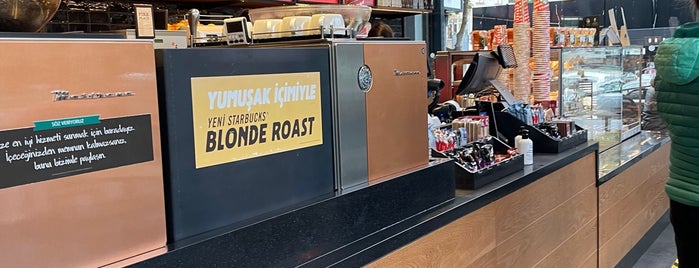 Starbucks is one of CanBeyaz'ın Beğendiği Mekanlar.