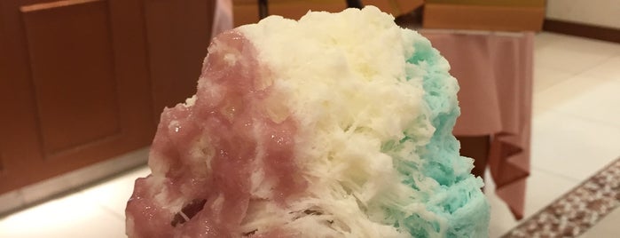 kakigori Yelo is one of Japan.