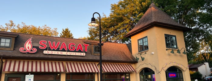 Swagat Indian Restaurant is one of Madison Move.