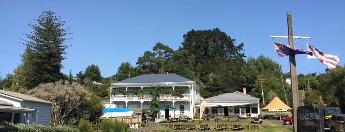 Puhoi Pub is one of Marcia’s Liked Places.