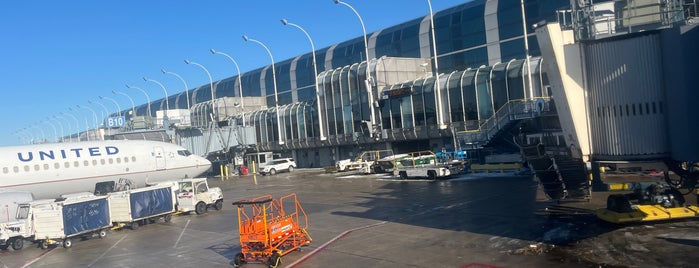 Concourse B is one of Travel.