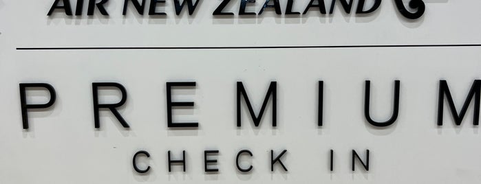 Air New Zealand Premium Check-in is one of Orte, die Doc gefallen.