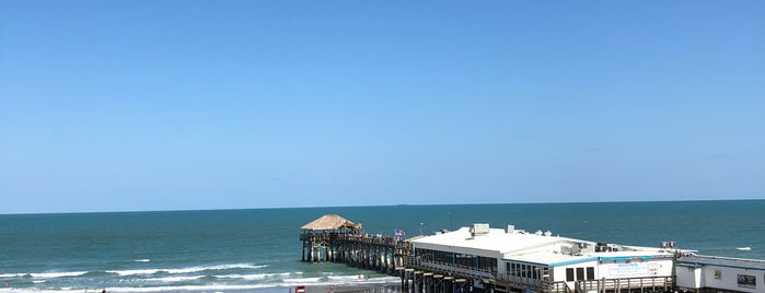 La Quinta Inn & Suites Cocoa Beach Oceanfront is one of night clubs.